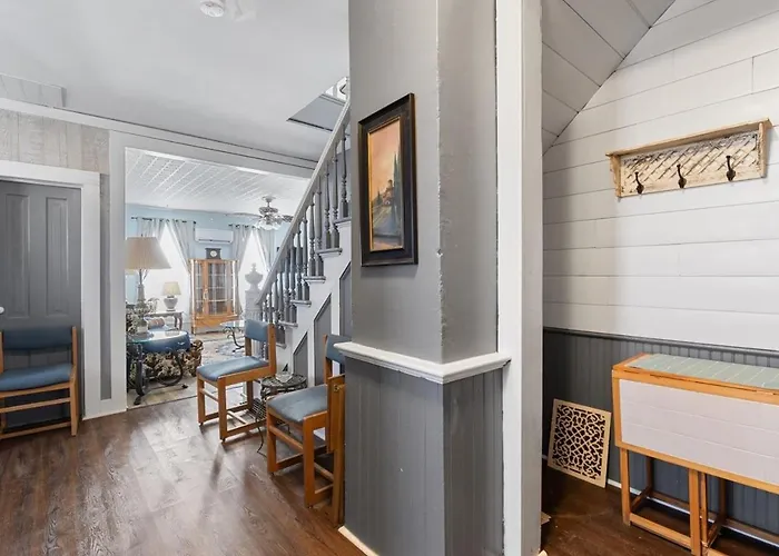 Pet-friendly Historic 4br In Illinois Ferienhaus *
