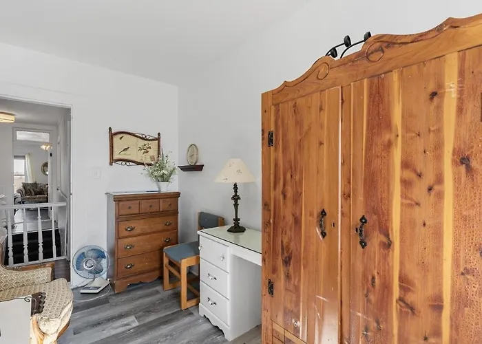 Ferienhaus Pet-friendly Historic 4br In Illinois